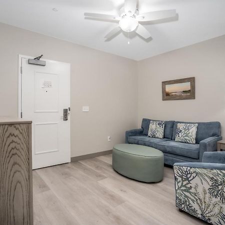 Lighthouse Suites - Best Western Signature Collection Emerald Isle Exterior photo