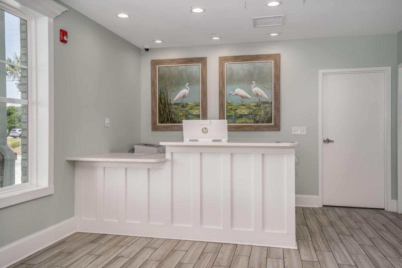 Lighthouse Suites - Best Western Signature Collection Emerald Isle Exterior photo