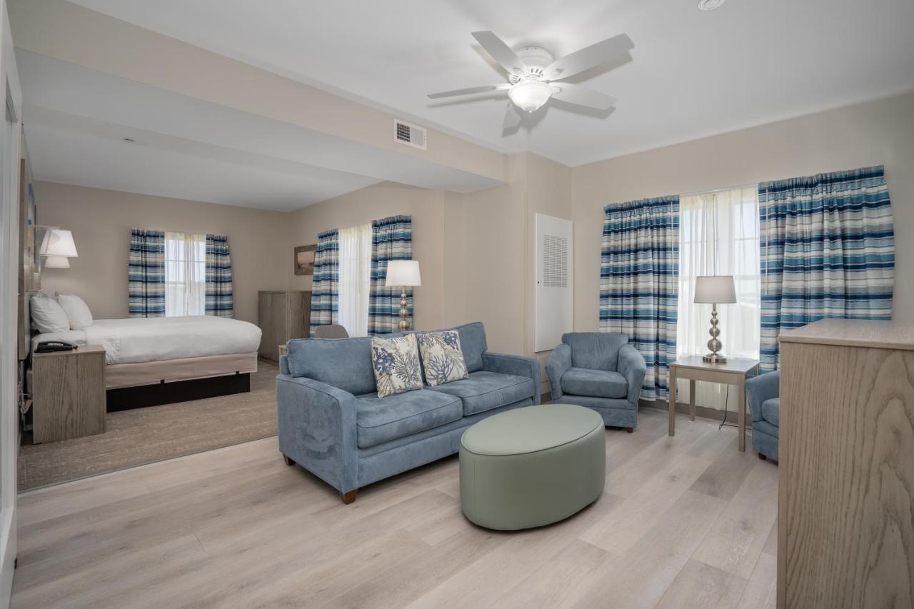 Lighthouse Suites - Best Western Signature Collection Emerald Isle Exterior photo
